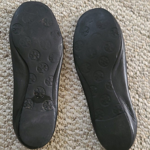 Tory Burch  flat black shoes - Picture 3 of 4